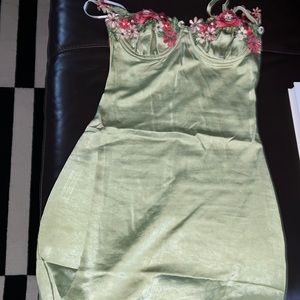 Size 2 never worn princess Polly dress :)